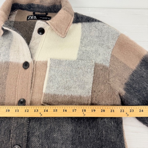 ZARA Oversized Plaid Shacket Jacket Size M Wool Blend Fringe Back Neutral Cozy - Picture 12 of 14